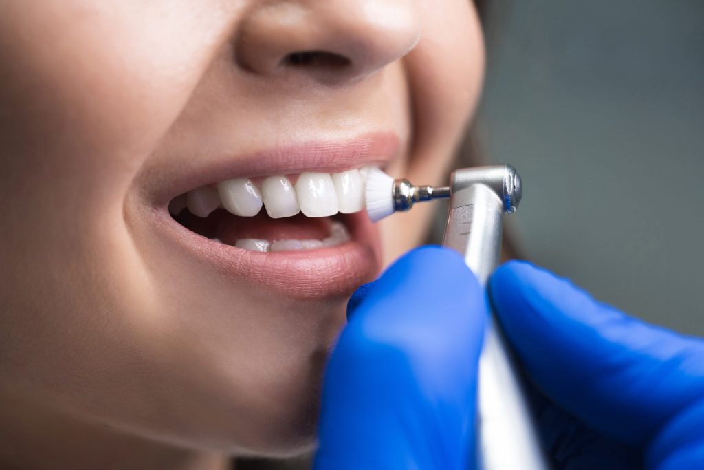 Find Out When You Need To See a Dentist for Emergency Dental Care